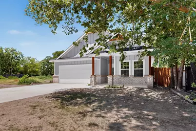 1008 W Crockett Street, Ennis, TX 75119 - Photo 2