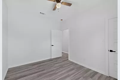 1008 W Crockett Street, Ennis, TX 75119 - Photo 12