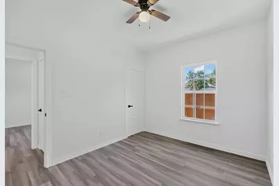 1008 W Crockett Street, Ennis, TX 75119 - Photo 22