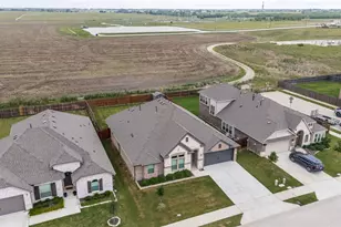 230 Clairmont Dr, Ponder, TX 76259 - Photo 28
