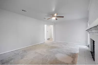 655 W Pentagon Parkway, Dallas, TX 75224 - Photo 14