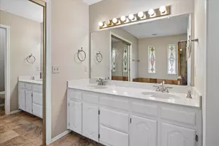 2201 Pendleton Ln, Flower Mound, TX 75028 - Photo 18