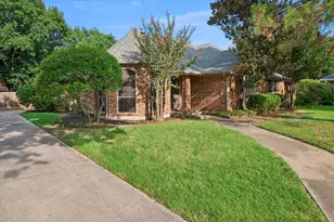 2201 Pendleton Ln, Flower Mound, TX 75028 - Photo 1