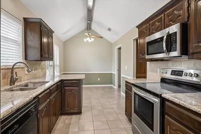 2201 Pendleton Lane, Flower Mound, TX 75028 - Photo 12