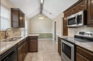 2201 Pendleton Ln, Flower Mound, TX 75028 - Photo 12