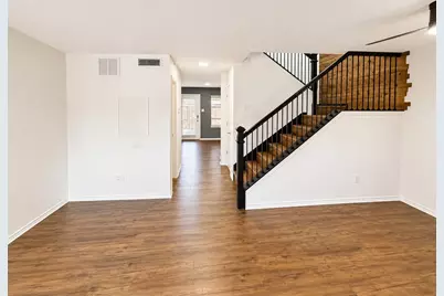 2240 Colony Court, Dallas, TX 75235 - Photo 4