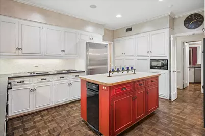 7276 Lupton Circle, Dallas, TX 75225 - Photo 10