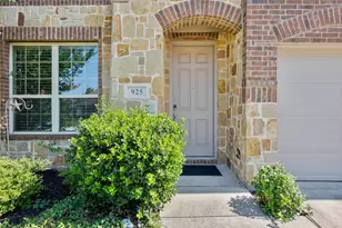 925 Spring Falls Dr, McKinney, TX 75071 - Photo 6