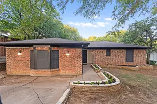 7024 Payte Ln, North Richland Hills, TX 76182 - Photo 1