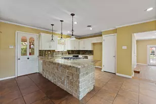 7 Hill Terrace Pl, Cleburne, TX 76033 - Photo 2