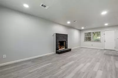 451 Southport Drive, Dallas, TX 75232 - Photo 2