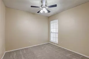 4814 Trailwood Dr, Grand Prairie, TX 75052 - Photo 14