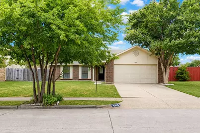 4814 Trailwood Drive, Grand Prairie, TX 75052 - Photo 1