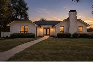 1205 Whispering Ln, Southlake, TX 76092 - Photo 2
