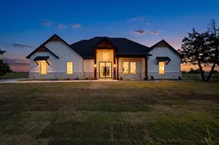 135 Vz County Road 3811, Wills Point, TX 75169 - Photo 1