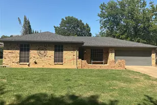 724 Barbara Ln, Burleson, TX 76028 - Photo 2