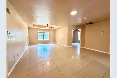 2616 18th Street W, Irving, TX 75060 - Photo 2