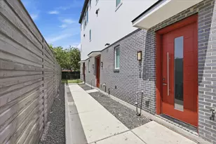 2015 California Dr, Dallas, TX 75204 - Photo 1