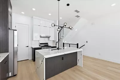 2015 California Drive #105, Dallas, TX 75204 - Photo 14