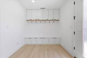 2015 California Dr, Dallas, TX 75204 - Photo 8