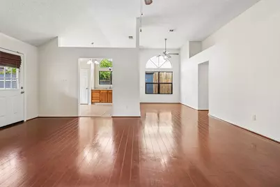 519 Kessler Street, Grand Prairie, TX 75052 - Photo 6