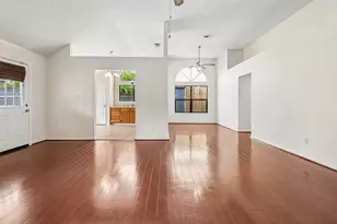 519 Kessler St, Grand Prairie, TX 75052 - Photo 6