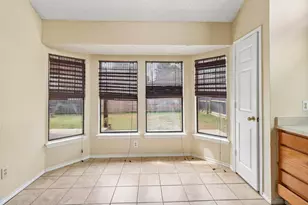 519 Kessler St, Grand Prairie, TX 75052 - Photo 16