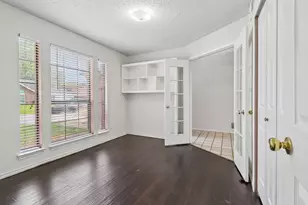 519 Kessler St, Grand Prairie, TX 75052 - Photo 18