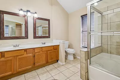 519 Kessler Street, Grand Prairie, TX 75052 - Photo 30