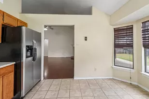 519 Kessler St, Grand Prairie, TX 75052 - Photo 16