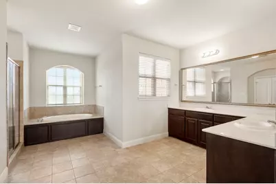 2640 Venice Drive #2, Grand Prairie, TX 75054 - Photo 30