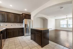 2640 Venice Dr, Grand Prairie, TX 75054 - Photo 20
