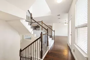 2640 Venice Dr, Grand Prairie, TX 75054 - Photo 10