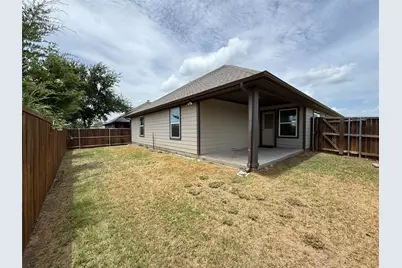 305 Sunnyside Drive, Trenton, TX 75490 - Photo 6