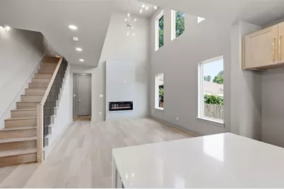 340 N Moore Street, Dallas, TX 75203 - Photo 16