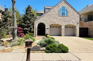 40 Emerald Pond Dr, Frisco, TX 75034 - Photo 1