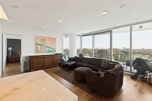 3130 N Harwood St, Dallas, TX 75201 - Photo 2