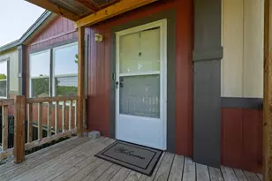 320 Valley Lake Ct, Springtown, TX 76082 - Photo 4