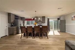 320 Valley Lake Ct, Springtown, TX 76082 - Photo 8