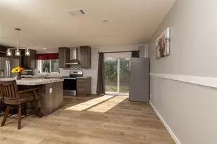 320 Valley Lake Ct, Springtown, TX 76082 - Photo 14