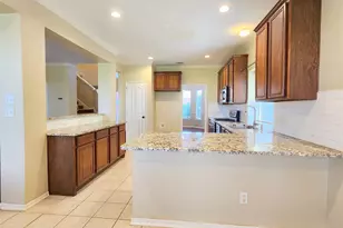 2105 Clubside Dr, Corinth, TX 76210 - Photo 10