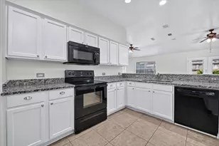 4205 Golden Sunset Ct, Fort Worth, TX 76244 - Photo 10