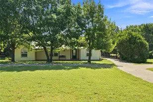 3280 Blackchamp Rd, Midlothian, TX 76065 - Photo 2