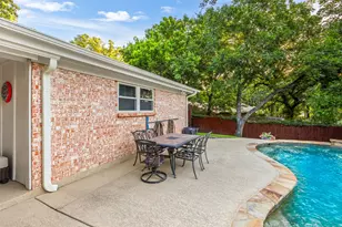 102 Walnut Way, Euless, TX 76039 - Photo 30