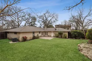9611 Meadowhill Dr, Dallas, TX 75238 - Photo 22
