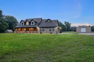 1408 Pine Wilderness Dr, Queen City, TX 75572 - Photo 2