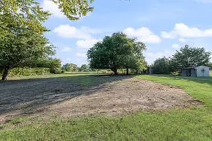 220 Crump Cir, Red Oak, TX 75154 - Photo 36