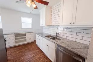 400 Causeway View, Seven Points, TX 75143 - Photo 8