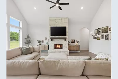 300 Waterview Drive, Gunter, TX 75058 - Photo 16