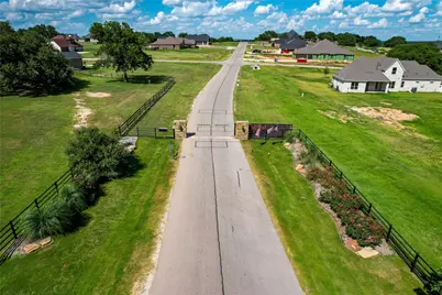 505 Acorn Trail, Granbury, TX 76049 - Photo 14
